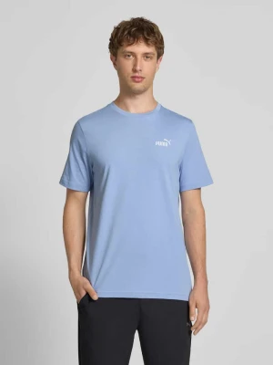 T-shirt w kroju regular fit z haftowanym logo Puma Jasnoniebieski