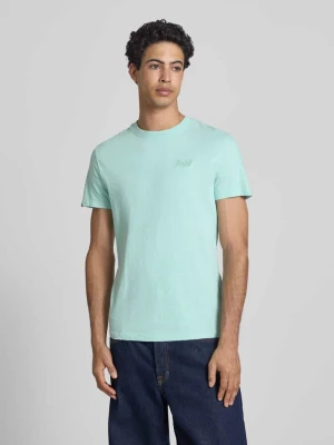T-shirt w kroju regular fit z haftowanym logo Superdry