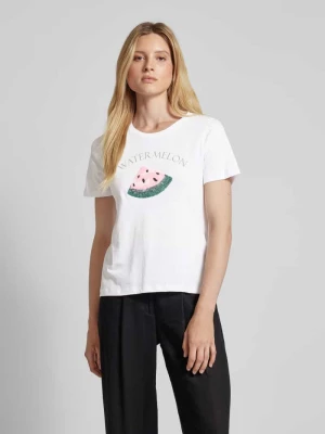 T-shirt z cekinowym obszyciem model ‘Safa’ b.Young