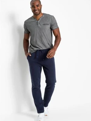 T-shirt z dekoltem henley z krótkim rękawem, z efektem sprania, z czystej bawełny organicznej bonprix