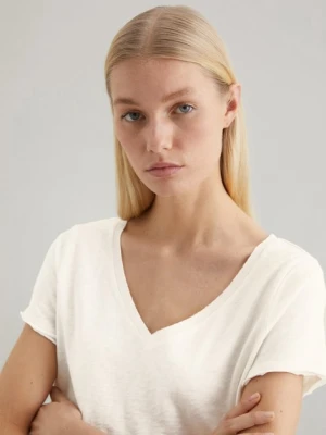 T-shirt z dekoltem w serek, fason regular Marc O'Polo