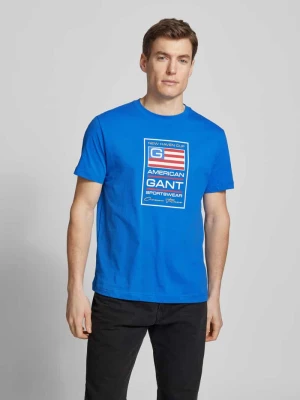 T-shirt z detalami z logo Gant