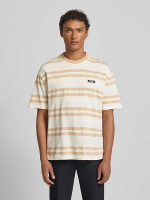 t-shirt z detalem z logo Guess