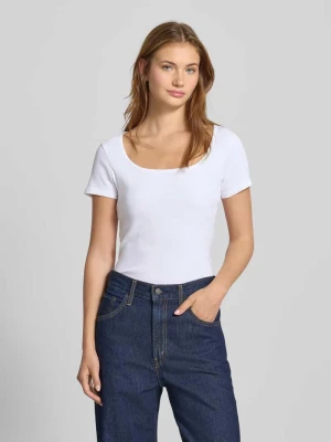 T-shirt z detalem z logo i głębokim, okrągłym dekoltem Levi's®