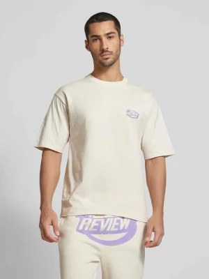 T-shirt z detalem z logo REVIEW