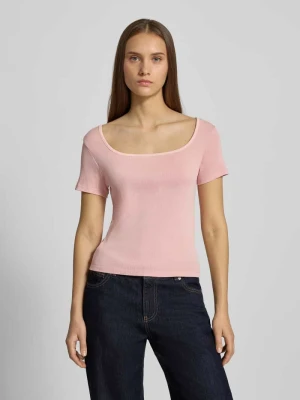 T-shirt z efektem prążkowania i prostokątnym dekoltem Levi's®