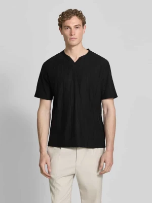 t-shirt z fakturowanym wzorem i dekoltem w serek Antony Morato