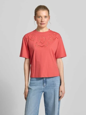 t-shirt z haftem angielskim i okrągłym dekoltem Jake*s Casual