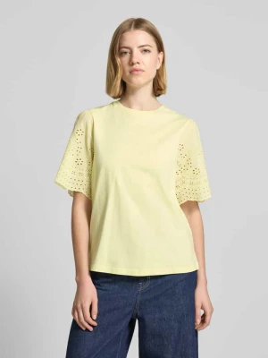 T-shirt z haftem ażurowym model 'LEX' YAS