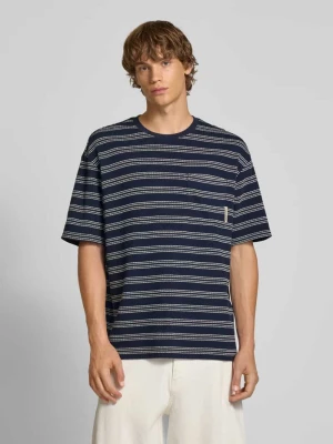 T-shirt z kieszenią na piersi Calvin Klein Jeans