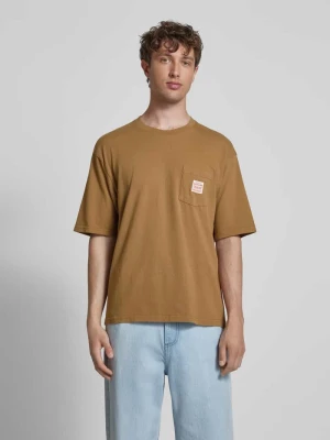 T-shirt z kieszenią na piersi Levi's®