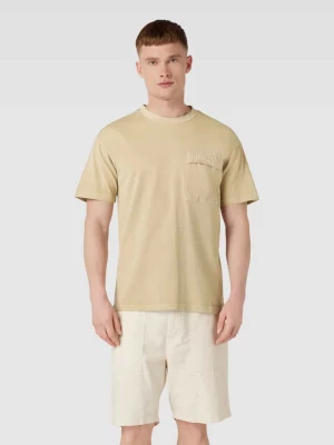 T-shirt z kieszenią na piersi model ‘NUANCE BY NATURE™’ Knowledge Cotton Apparel