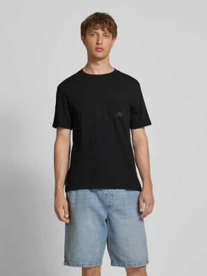 T-shirt z kieszenią na piersi O'Neill