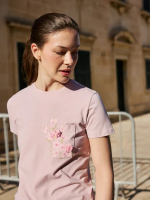 T-shirt z kieszonką różowy Moodo