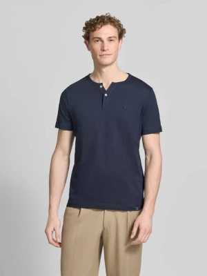 t-shirt z krótką listwą guzikową Lerros