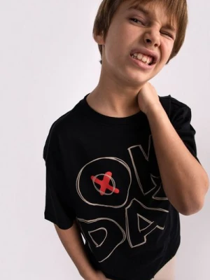 T-shirt z krótkim rękawem MOKIDA