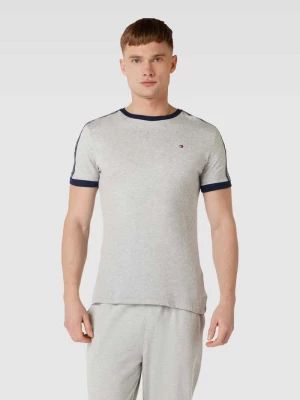 T-shirt z lampasami Tommy Hilfiger