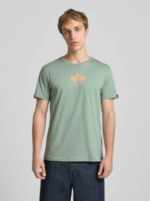 t-shirt z logo i okrągłym dekoltem alpha industries