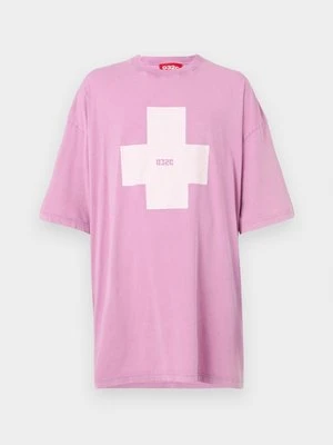 T-shirt z nadrukiem 032c