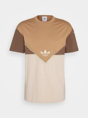 T-shirt z nadrukiem adidas Originals