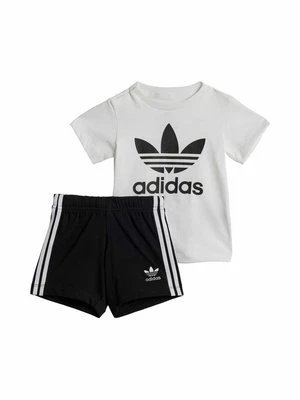 T-shirt z nadrukiem adidas Originals