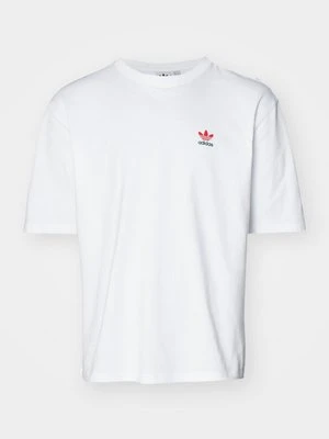 T-shirt z nadrukiem adidas Originals