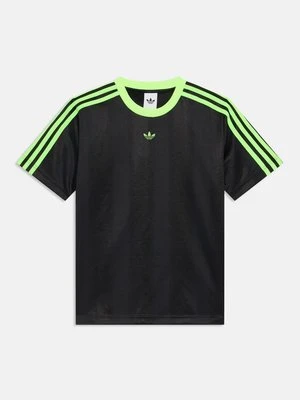 T-shirt z nadrukiem adidas Originals