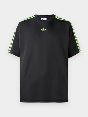 T-shirt z nadrukiem adidas Originals