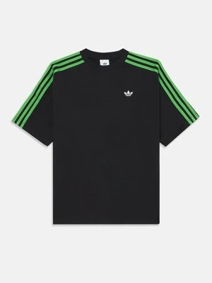 T-shirt z nadrukiem adidas Originals