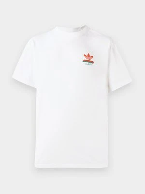 T-shirt z nadrukiem adidas Originals