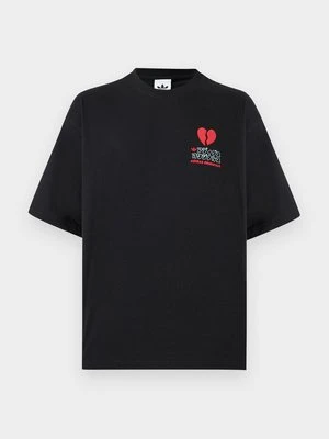 T-shirt z nadrukiem adidas Originals czarny