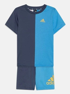 T-shirt z nadrukiem adidas performance