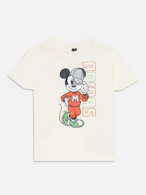 T-shirt z nadrukiem adidas performance