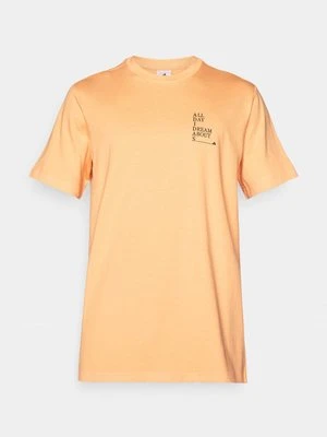 T-shirt z nadrukiem adidas performance