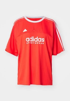 T-shirt z nadrukiem adidas Sportswear