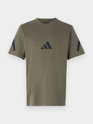 T-shirt z nadrukiem adidas Sportswear
