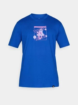 T-shirt z nadrukiem adidas Sportswear