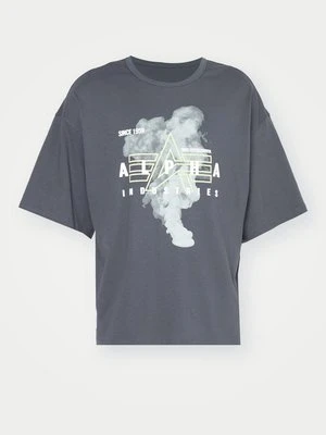 T-shirt z nadrukiem alpha industries