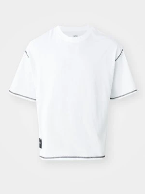 T-shirt z nadrukiem alpha industries