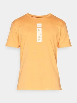 T-shirt z nadrukiem Alpha Industries morelowy