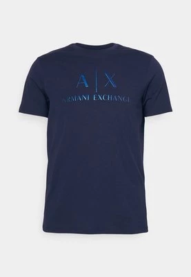 T-shirt z nadrukiem Armani Exchange