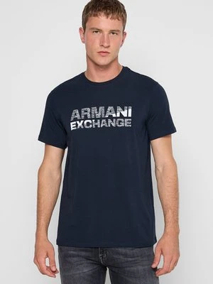 T-shirt z nadrukiem Armani Exchange