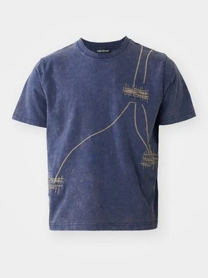 T-shirt z nadrukiem Atelier de roupa