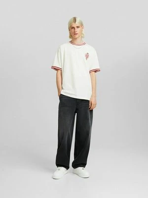 T-shirt z nadrukiem Bershka