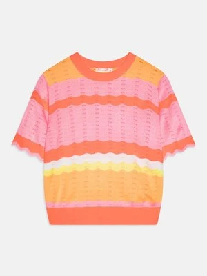 T-shirt z nadrukiem Billieblush