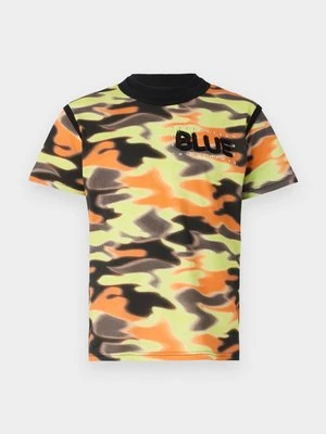 T-shirt z nadrukiem BLUEMARBLE