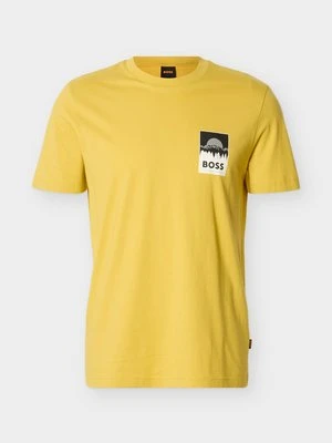 T-shirt z nadrukiem Boss żółty
