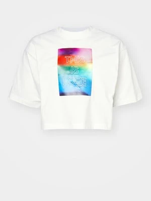 T-shirt z nadrukiem Calvin Klein Jeans