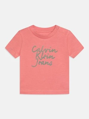 T-shirt z nadrukiem Calvin Klein Jeans