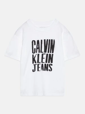 T-shirt z nadrukiem Calvin Klein Jeans